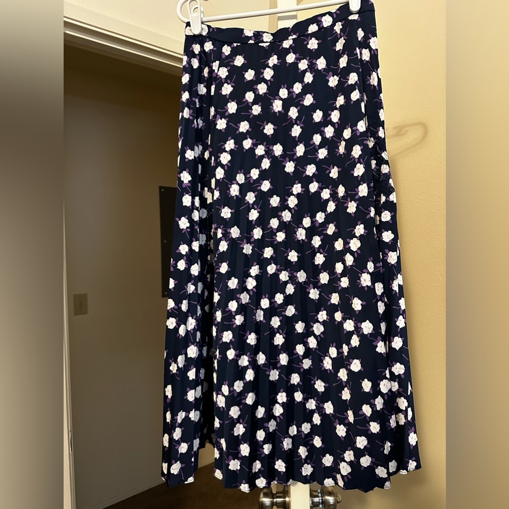 J.Crew Pleated midi skirt in scattered peony print size 0